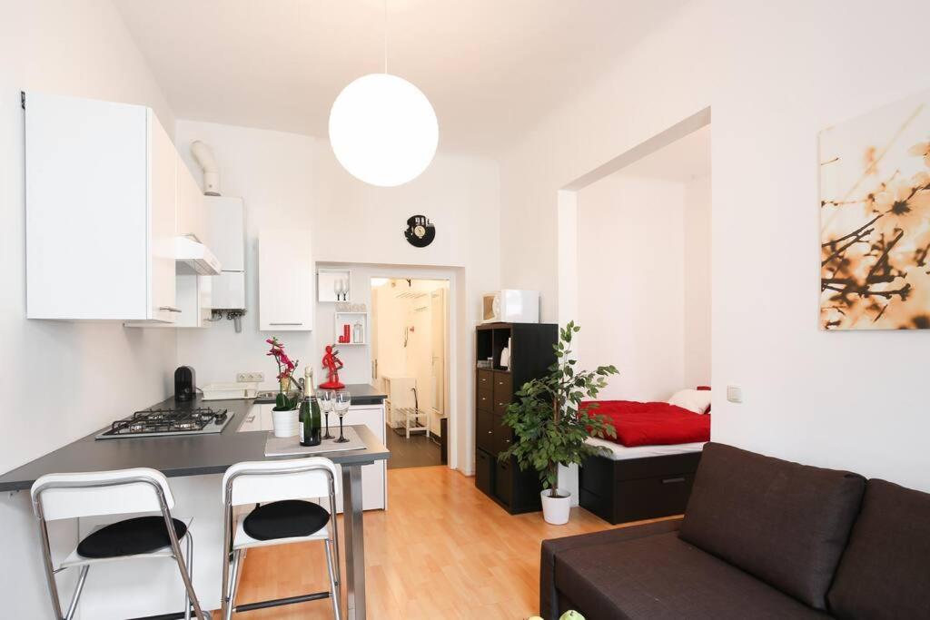 New Shalalaliving Vienna - Cosy Home Meidlinger Markt Kg12 Buitenkant foto