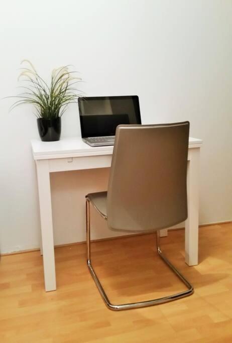 New Shalalaliving Vienna - Cosy Home Meidlinger Markt Kg12 Buitenkant foto